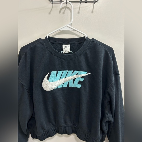 🍁Nike Cropped Cinched Crewneck - Picture 13 of 13